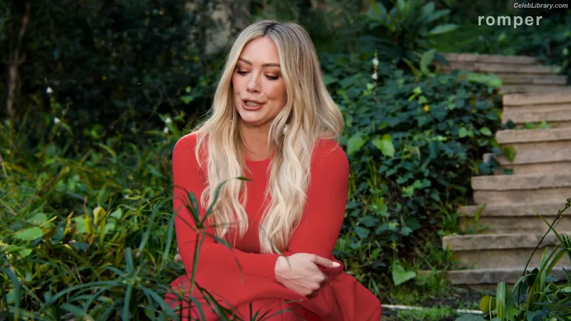 Hilary Duff photo 16 of 1414