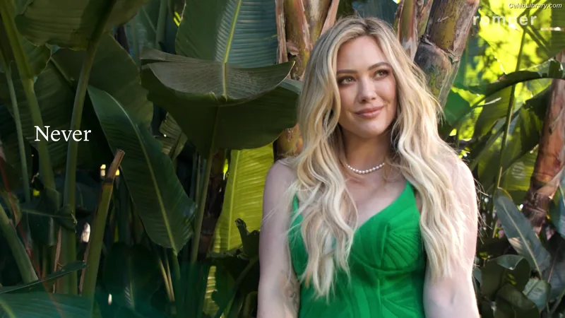 Hilary Duff photo 5 of 1414