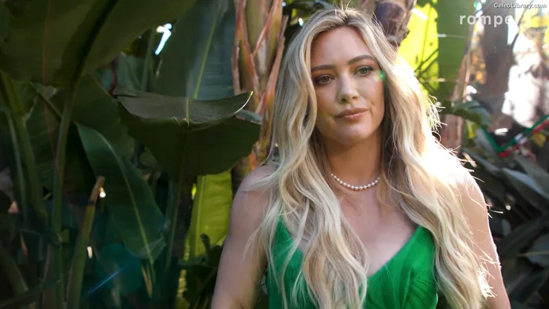 Hilary Duff photo 16 of 1414