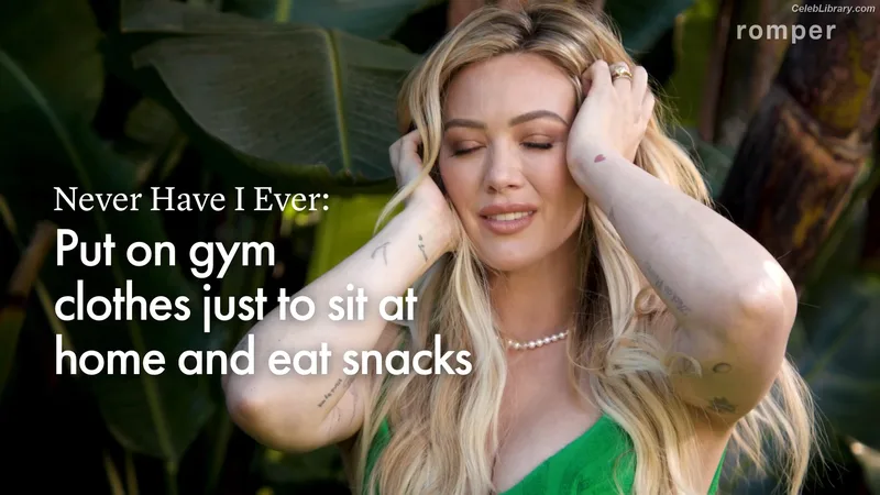 Hilary Duff photo 1 of 1414