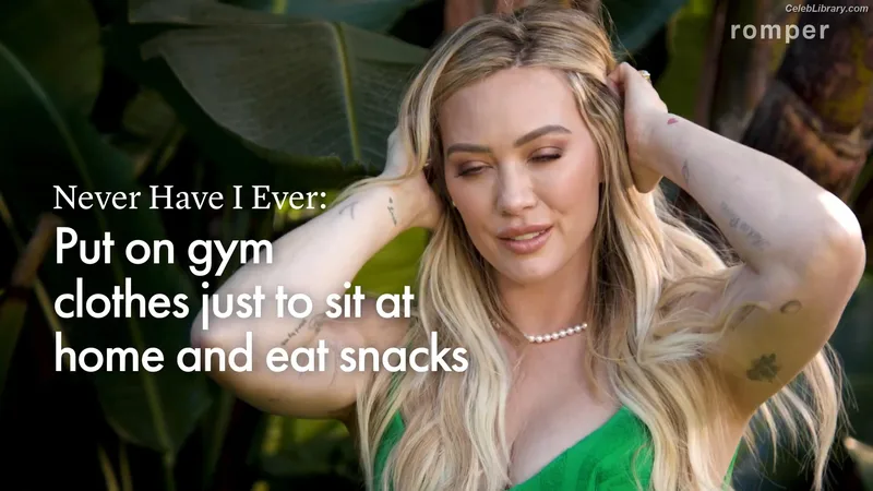 Hilary Duff photo 3 of 1414