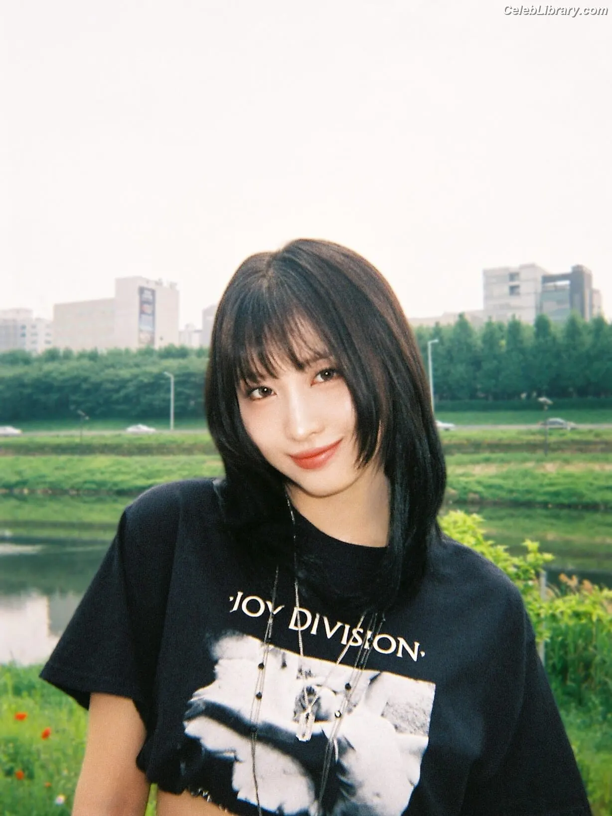 Hirai Momo TWICE photo 23 of 638
