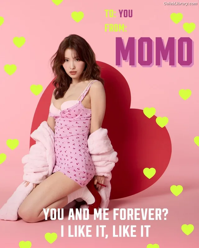 Hirai Momo TWICE photo 6 of 639