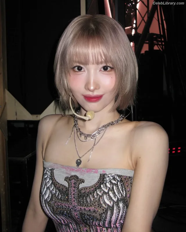 Hirai Momo  TWICE photo 7 of 639