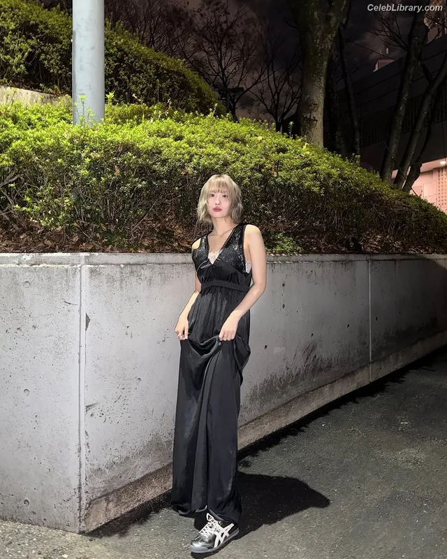 Hirai Momo  TWICE photo 13 of 639