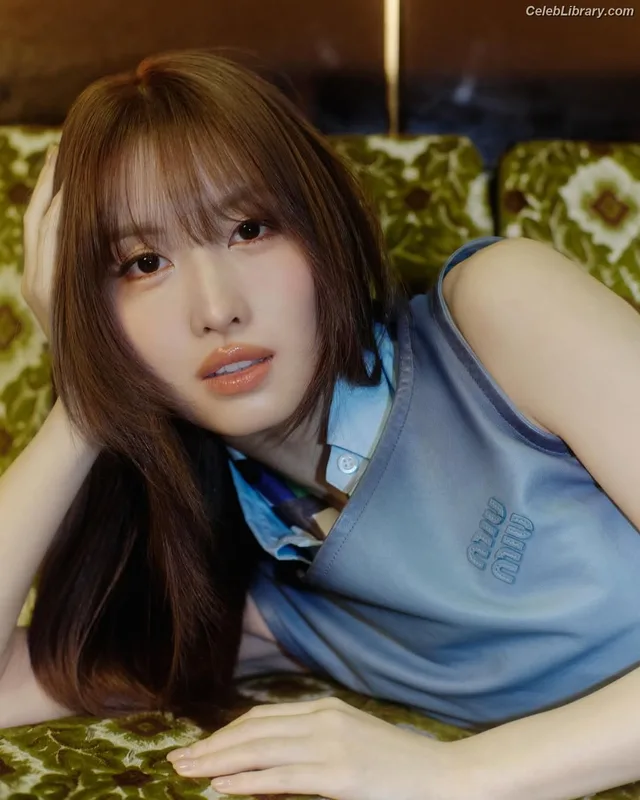 Hirai Momo  TWICE photo 5 of 639