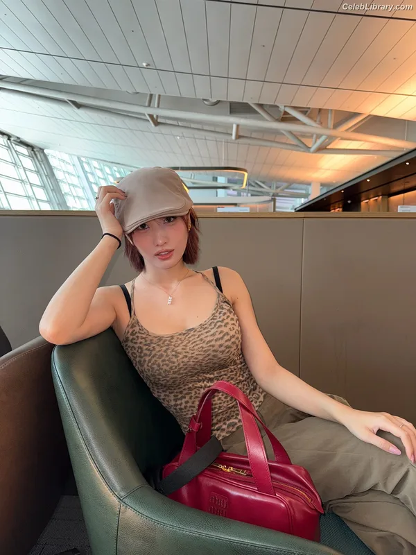 Hirai Momo  TWICE photo 7 of 639