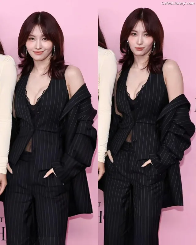 Hirai Momo TWICE photo 18 of 639