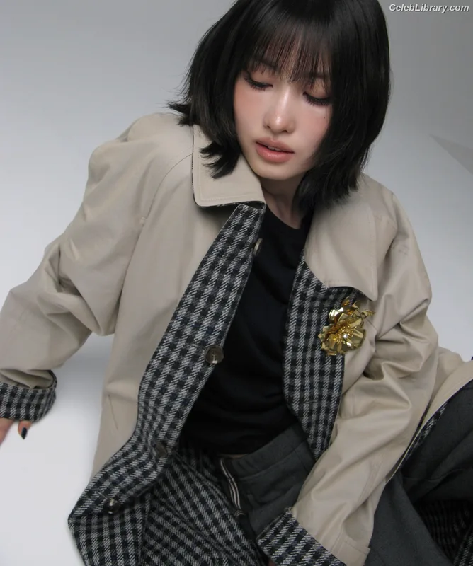 Hirai Momo TWICE photo 21 of 639