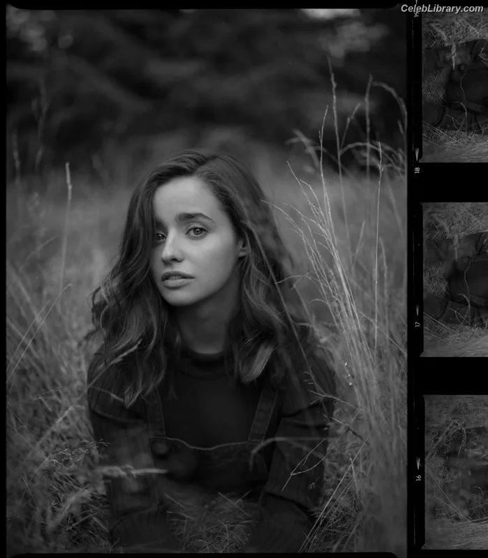 Holly Earl photo 17 of 65