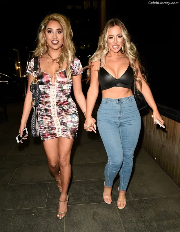 Holly Hagan photo 18 of 239