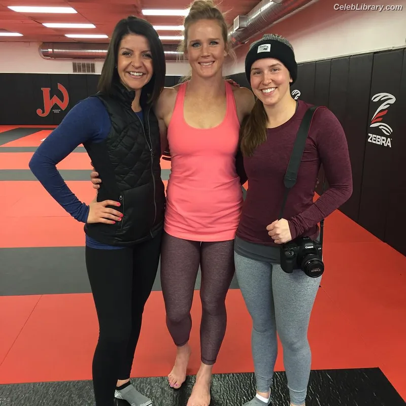 Holly Holm photo 6 of 345