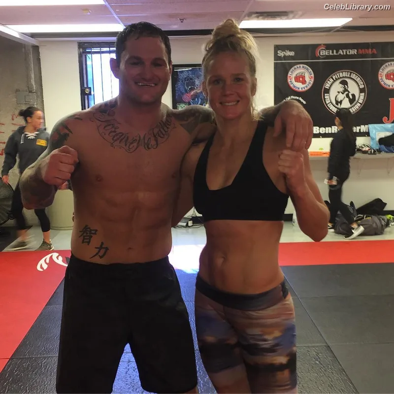 Holly Holm photo 13 of 345