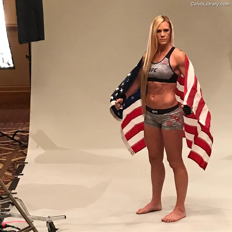 Holly Holm photo 18 of 345