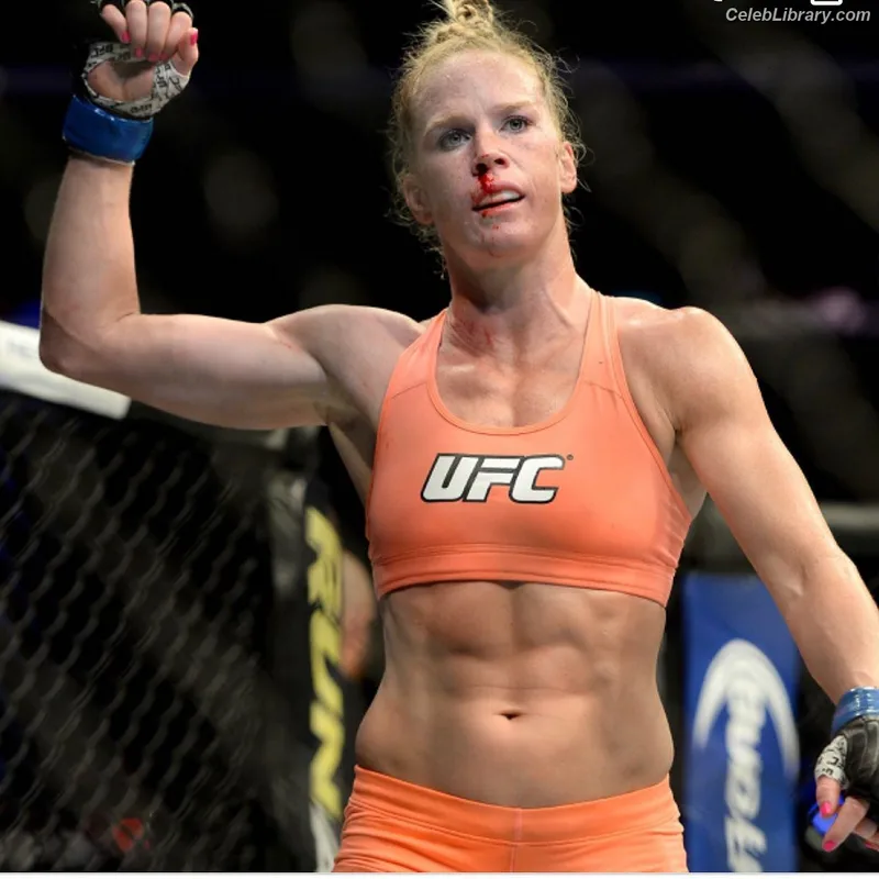 Holly Holm photo 13 of 345