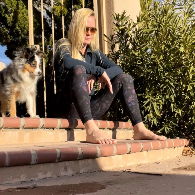 Holly Holm photo 23 of 345