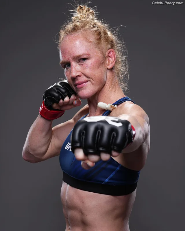 Holly Holm photo 6 of 345
