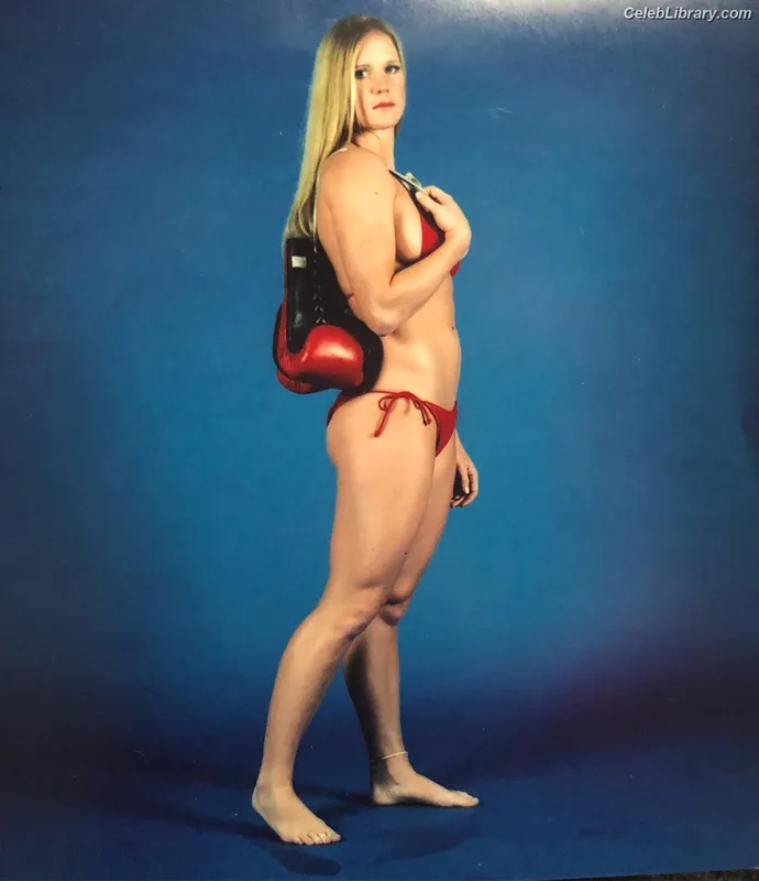 Holly Holm photo 9 of 345