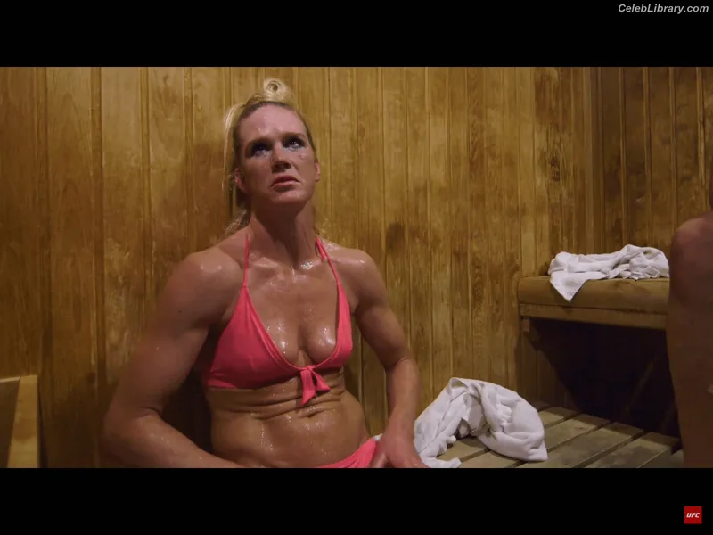 Holly Holm photo 1 of 345