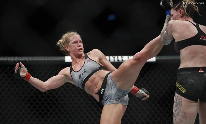 Holly Holm photo 7 of 345