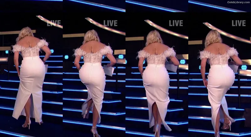 Holly Willoughby photo 17 of 931