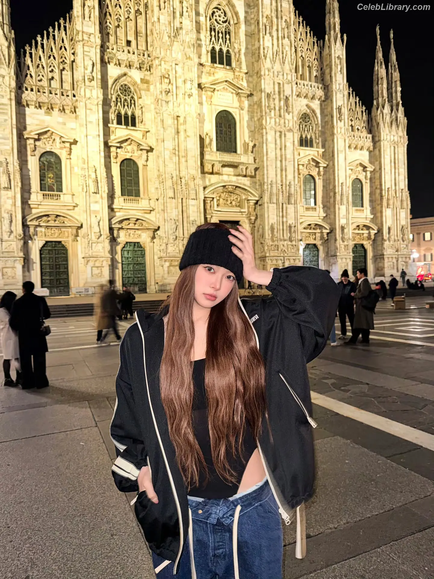 Hong Eunchae 홍은채 LESSERAFIM photo 14 of 991