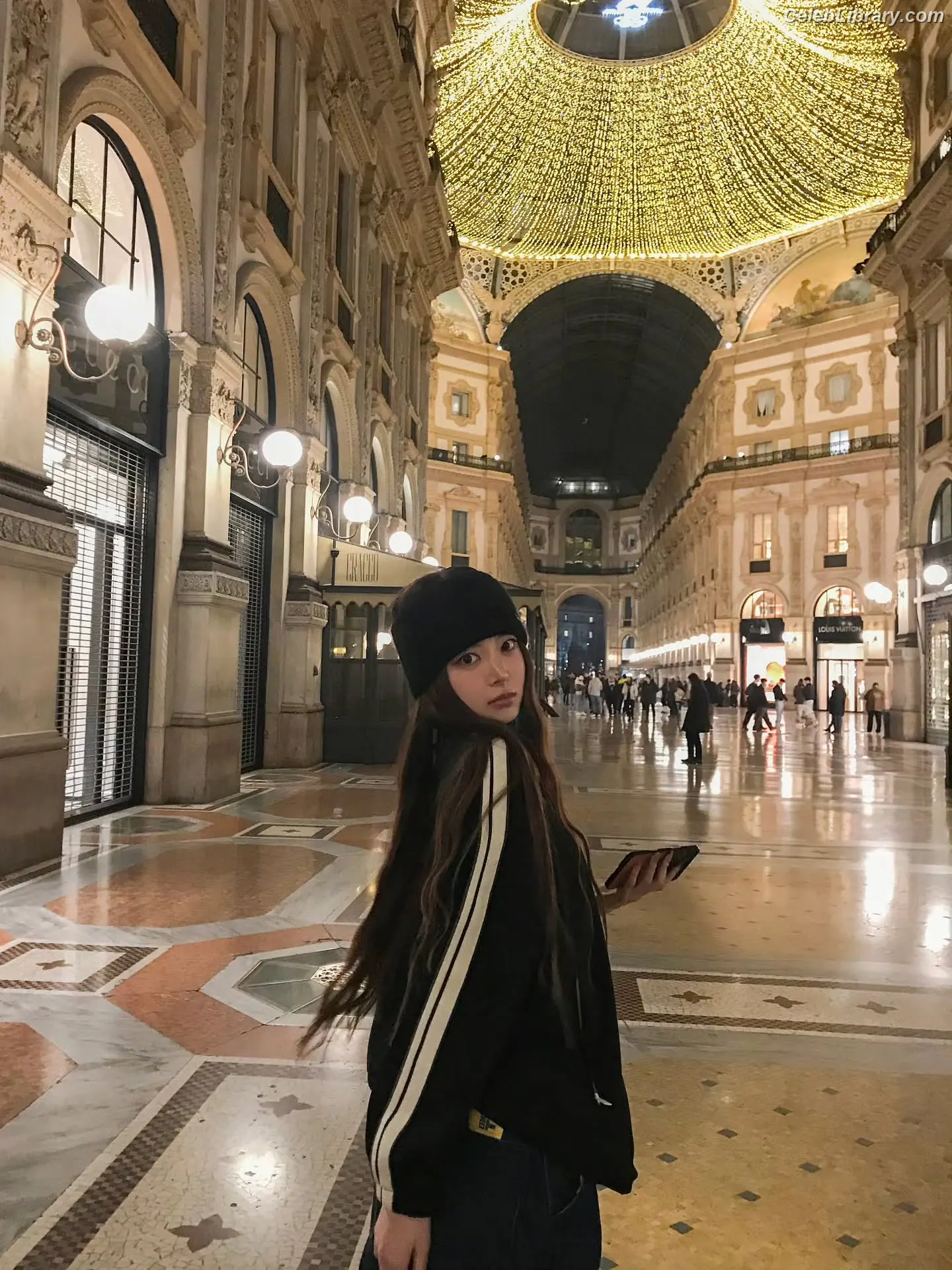 Hong Eunchae 홍은채 LESSERAFIM photo 17 of 991