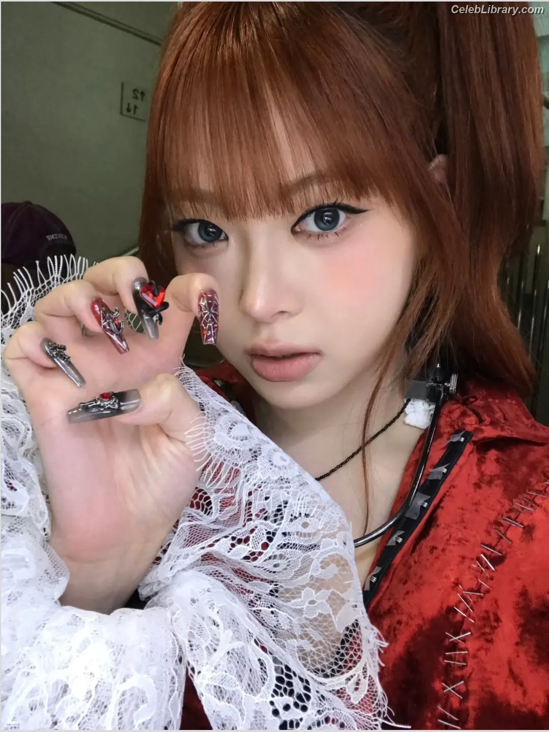 Hong Eunchae 홍은채 LESSERAFIM photo 5 of 991