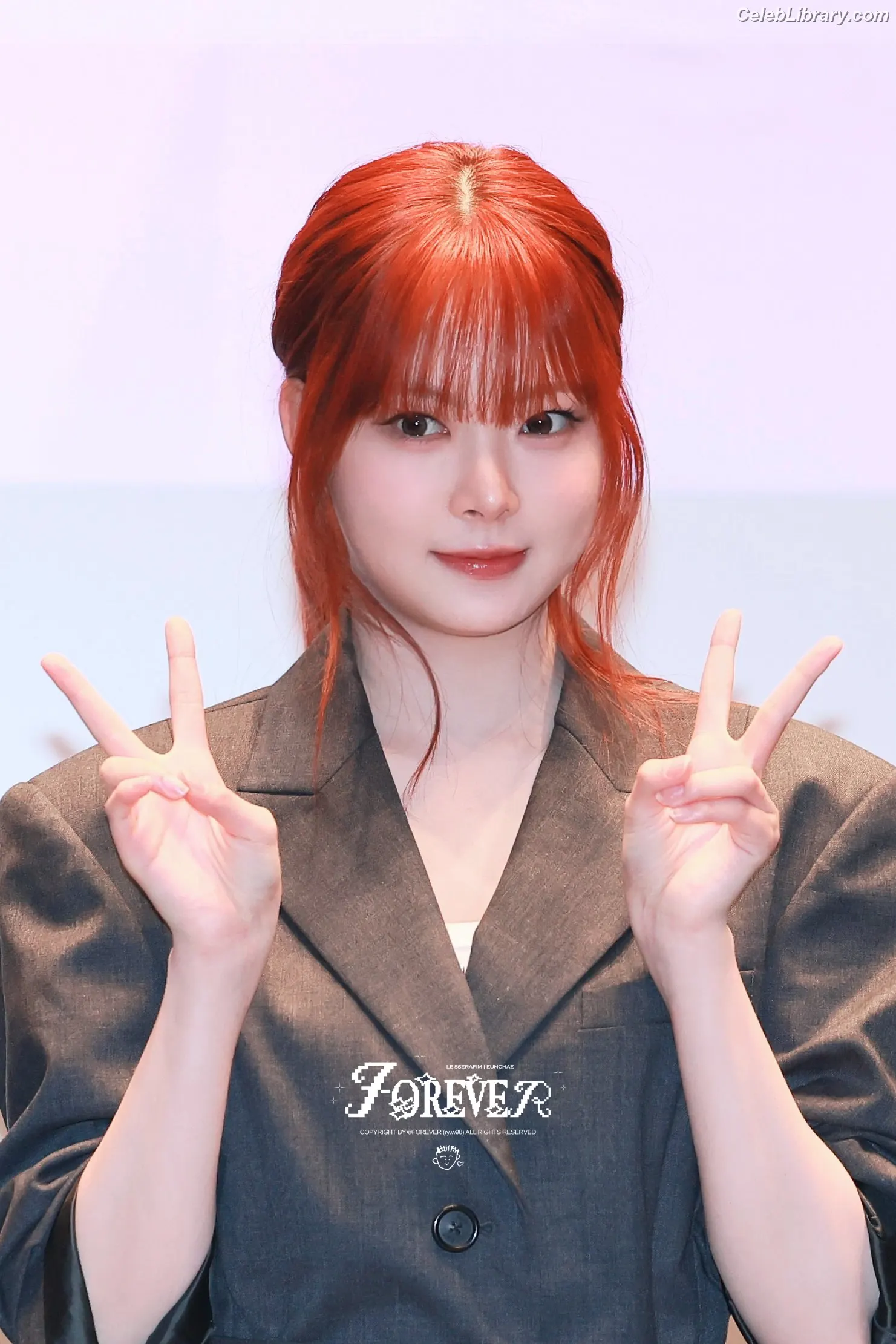Hong Eunchae 홍은채 LESSERAFIM photo 1 of 991