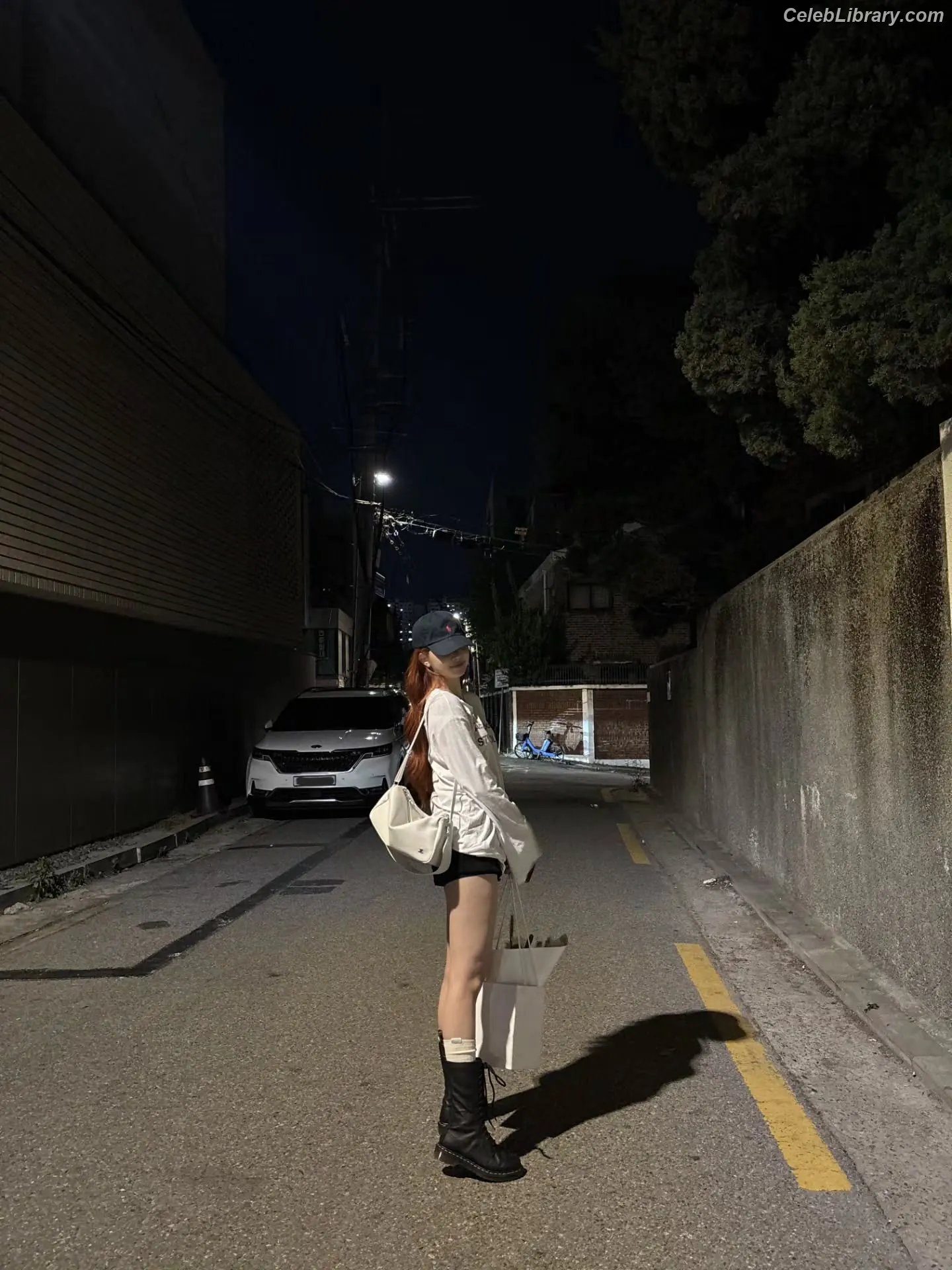 Hong Eunchae 홍은채  LESSERAFIM photo 23 of 991