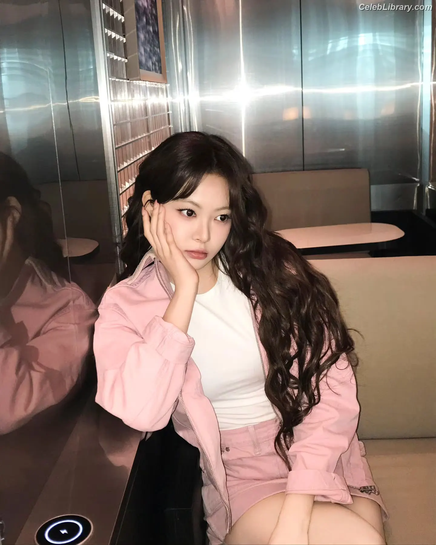 Hong Eunchae 홍은채  LESSERAFIM photo 20 of 991