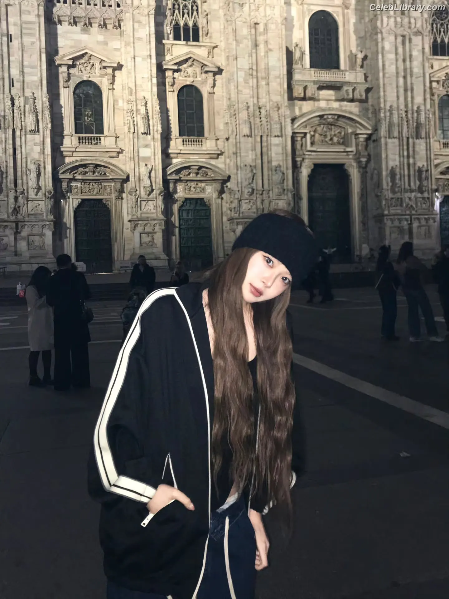Hong Eunchae 홍은채  LESSERAFIM photo 22 of 991