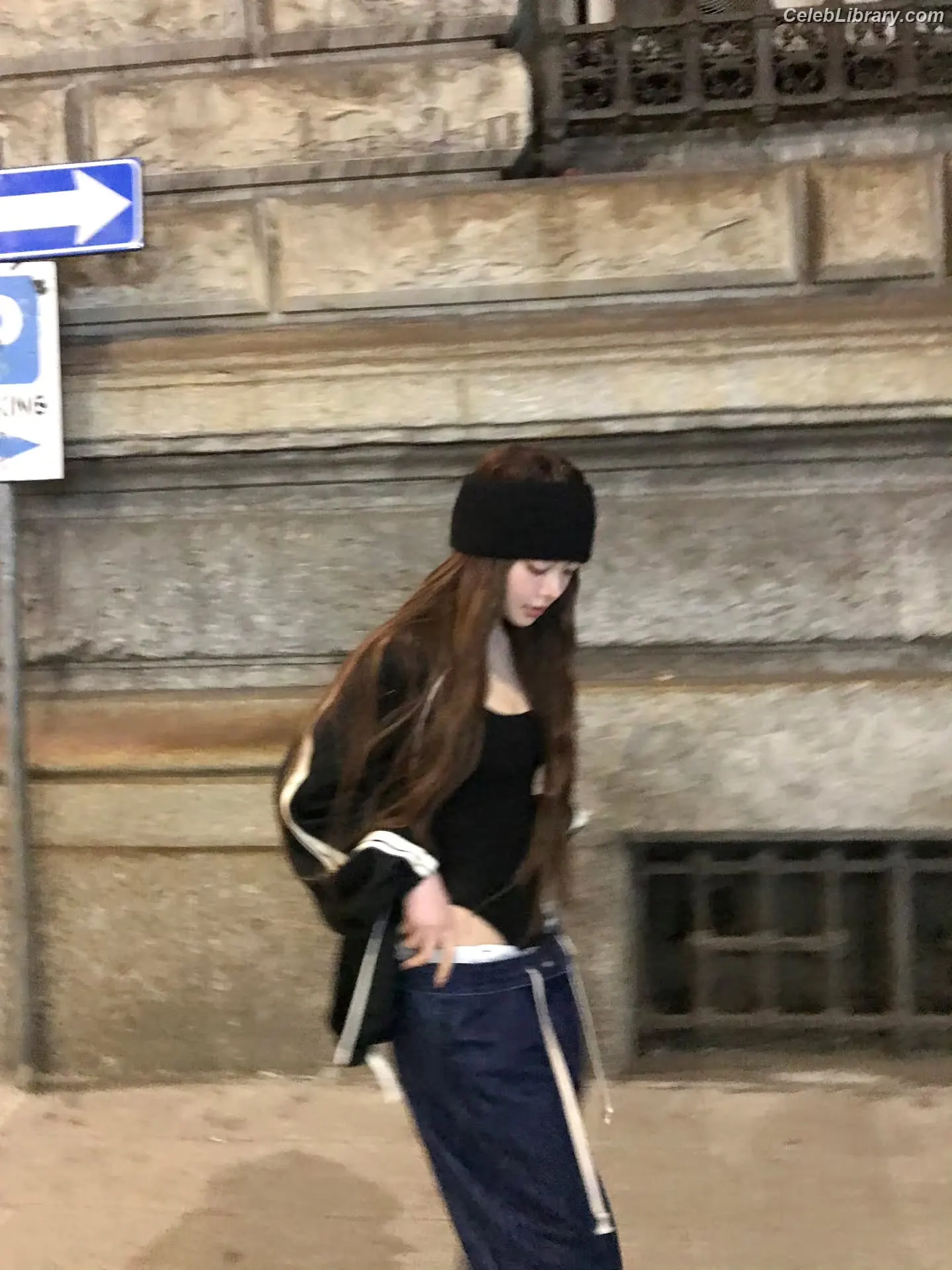 Hong Eunchae 홍은채 LESSERAFIM photo 12 of 991