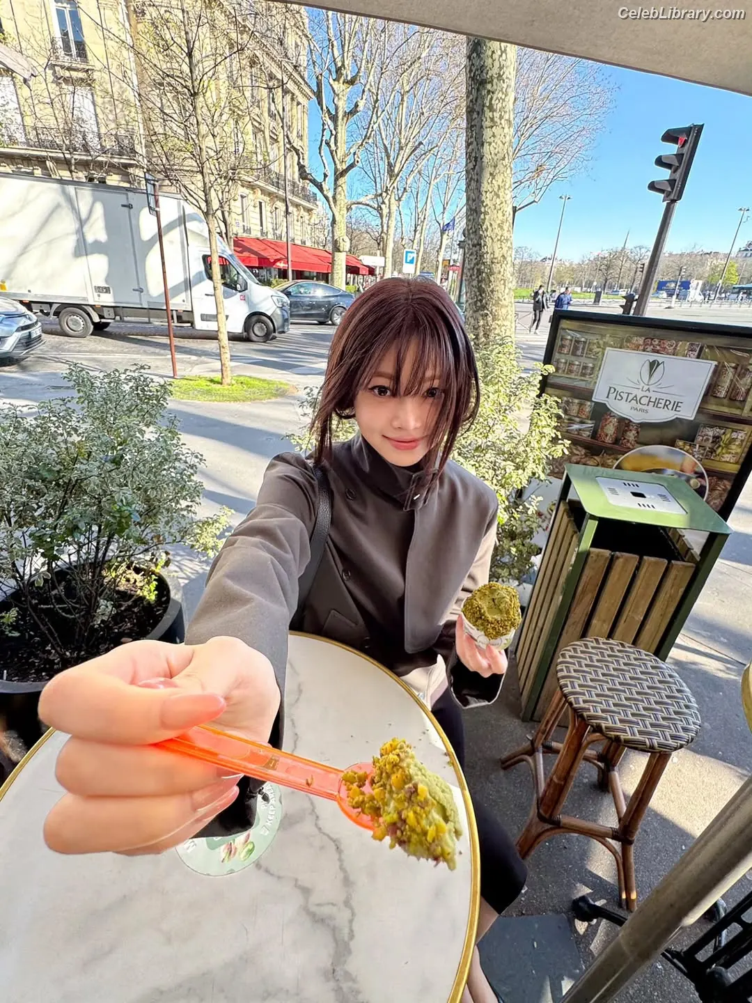 Hong Eunchae 홍은채 LESSERAFIM photo 15 of 991