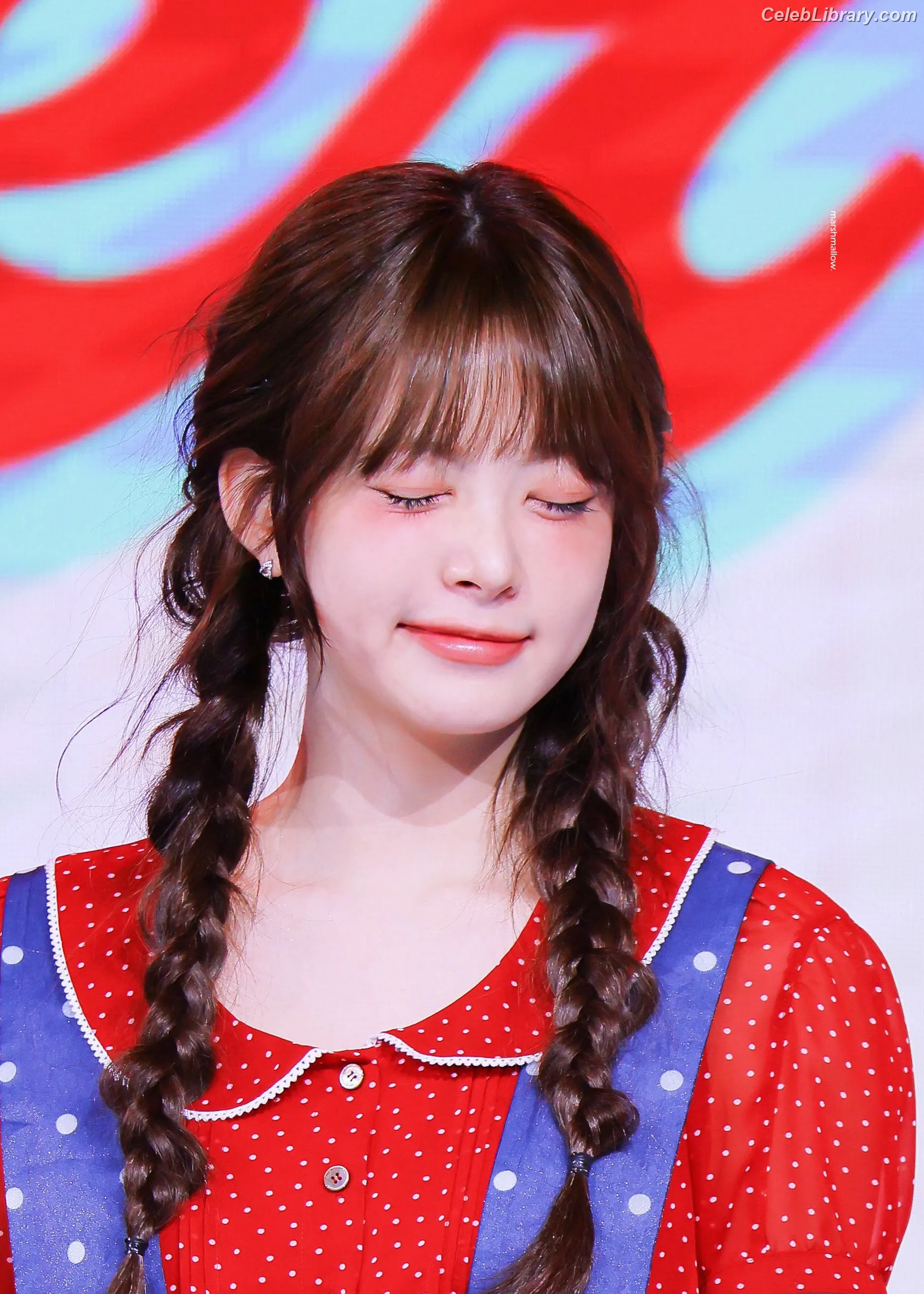 Hong Eunchae 홍은채  LESSERAFIM photo 16 of 991