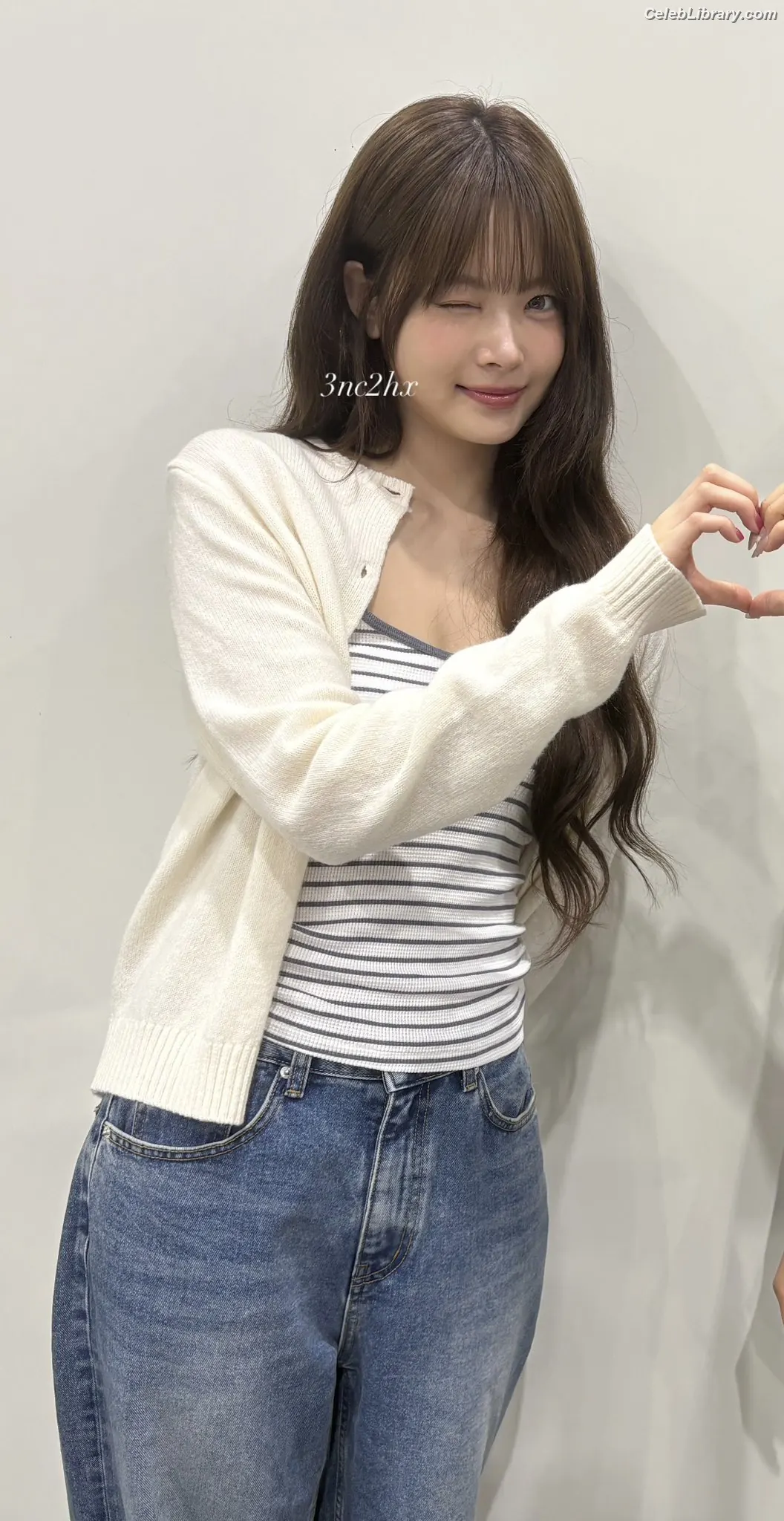 Hong Eunchae 홍은채  LESSERAFIM photo 17 of 991