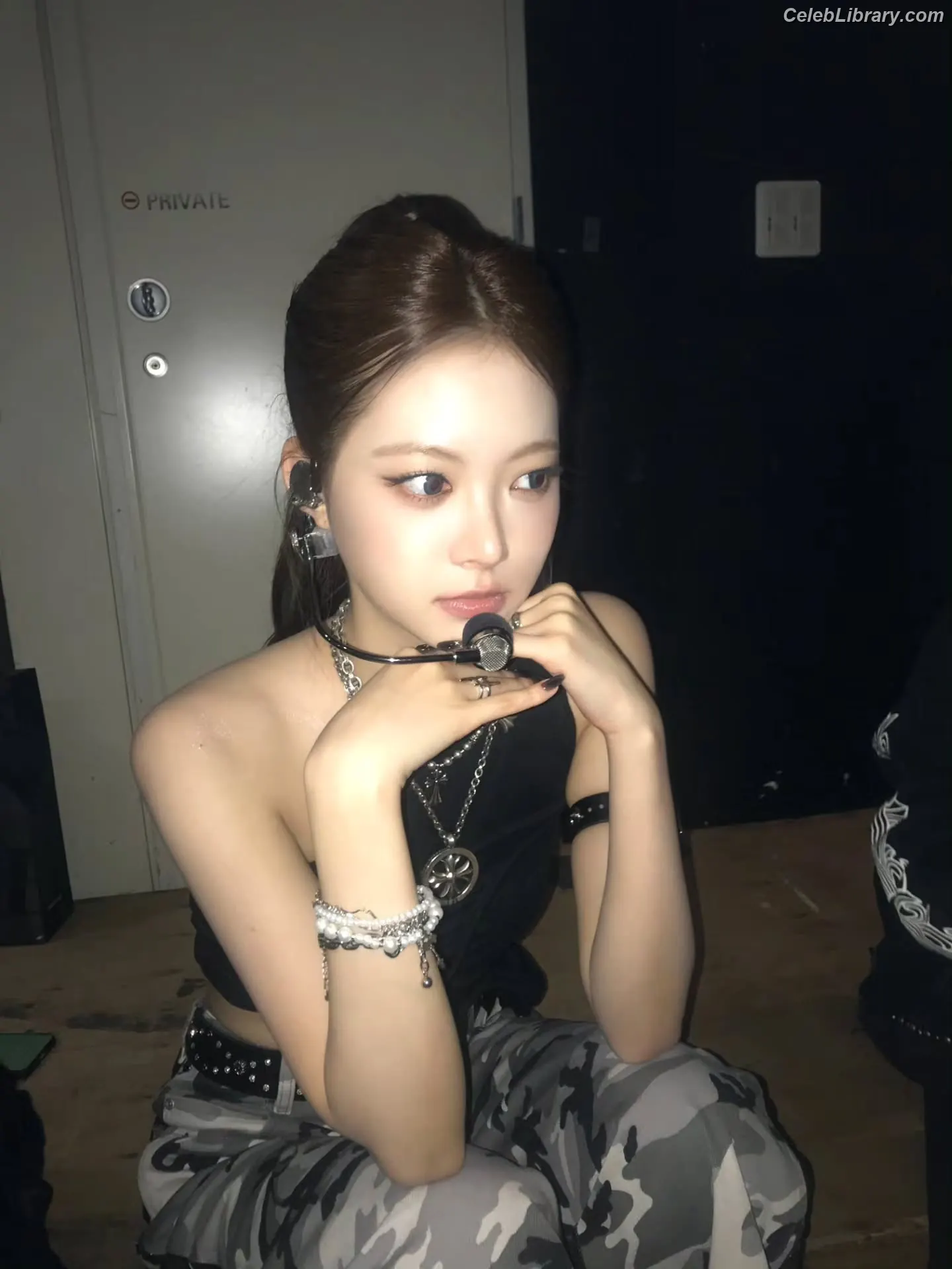 Hong Eunchae 홍은채 LESSERAFIM photo 17 of 991