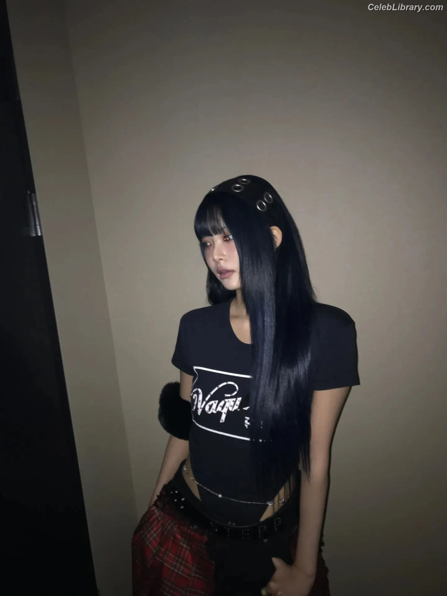 Hong Eunchae 홍은채  LESSERAFIM photo 22 of 991
