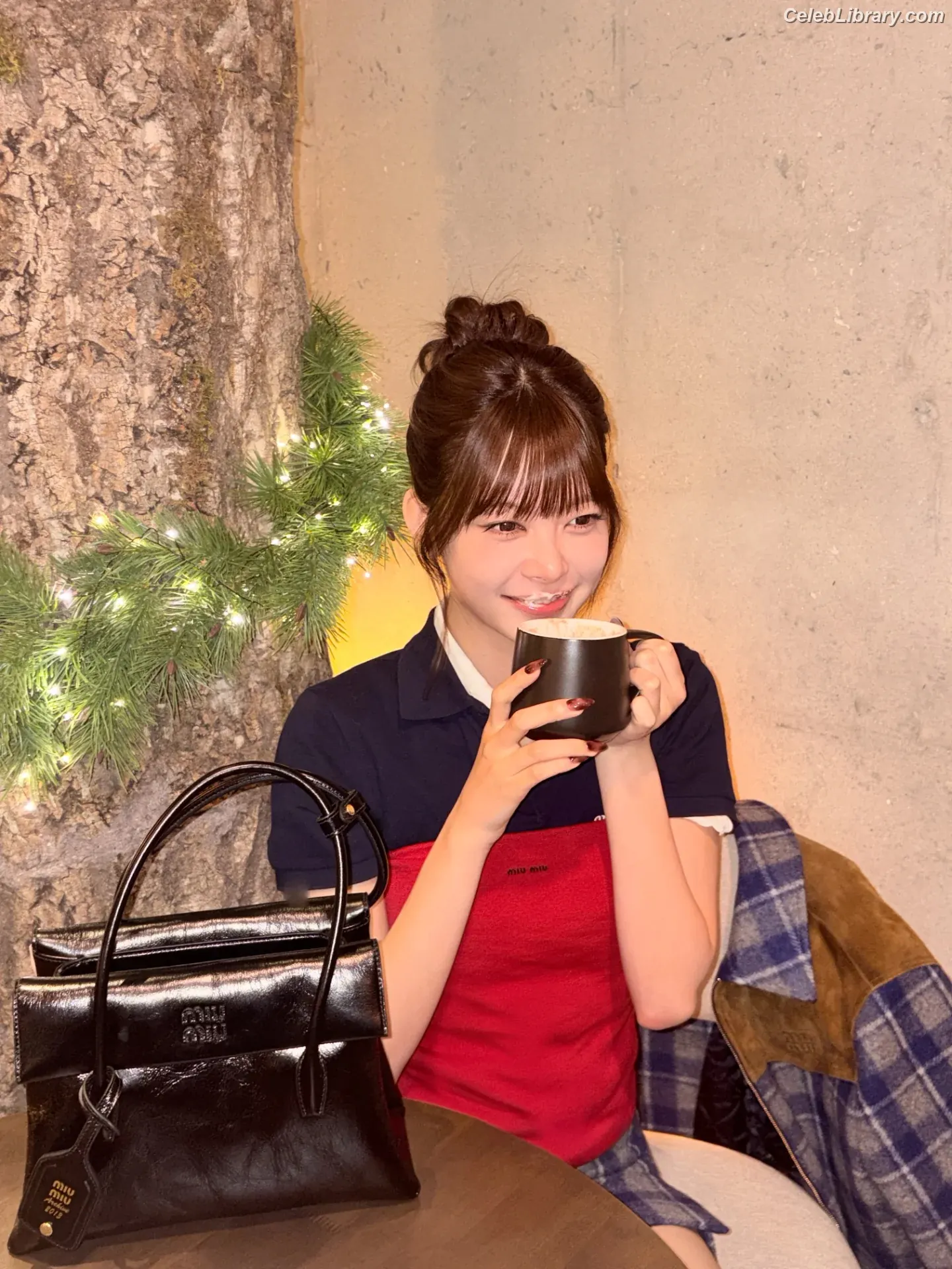 Hong Eunchae 홍은채  LESSERAFIM photo 20 of 991