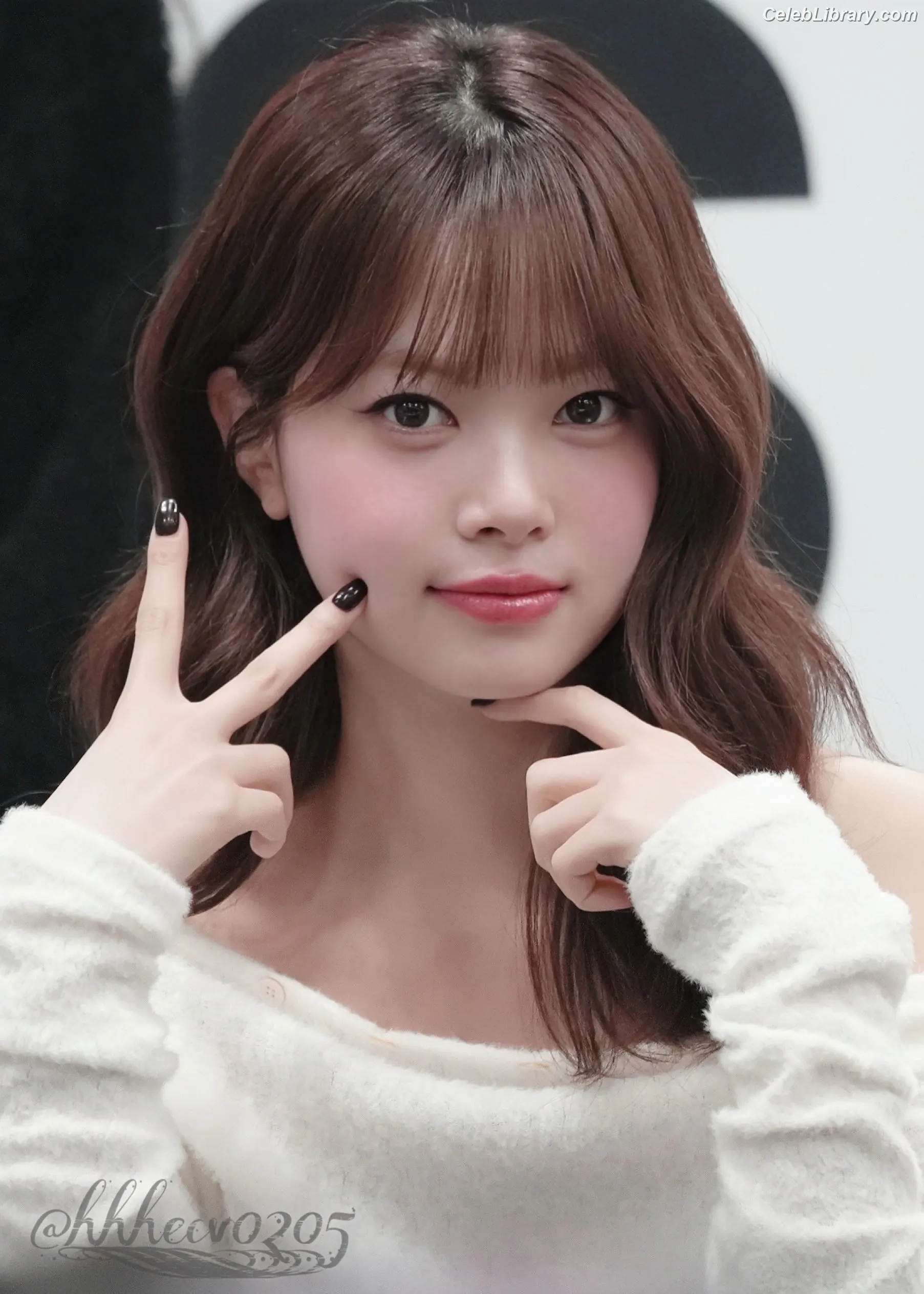Hong Eunchae 홍은채  LESSERAFIM photo 16 of 991