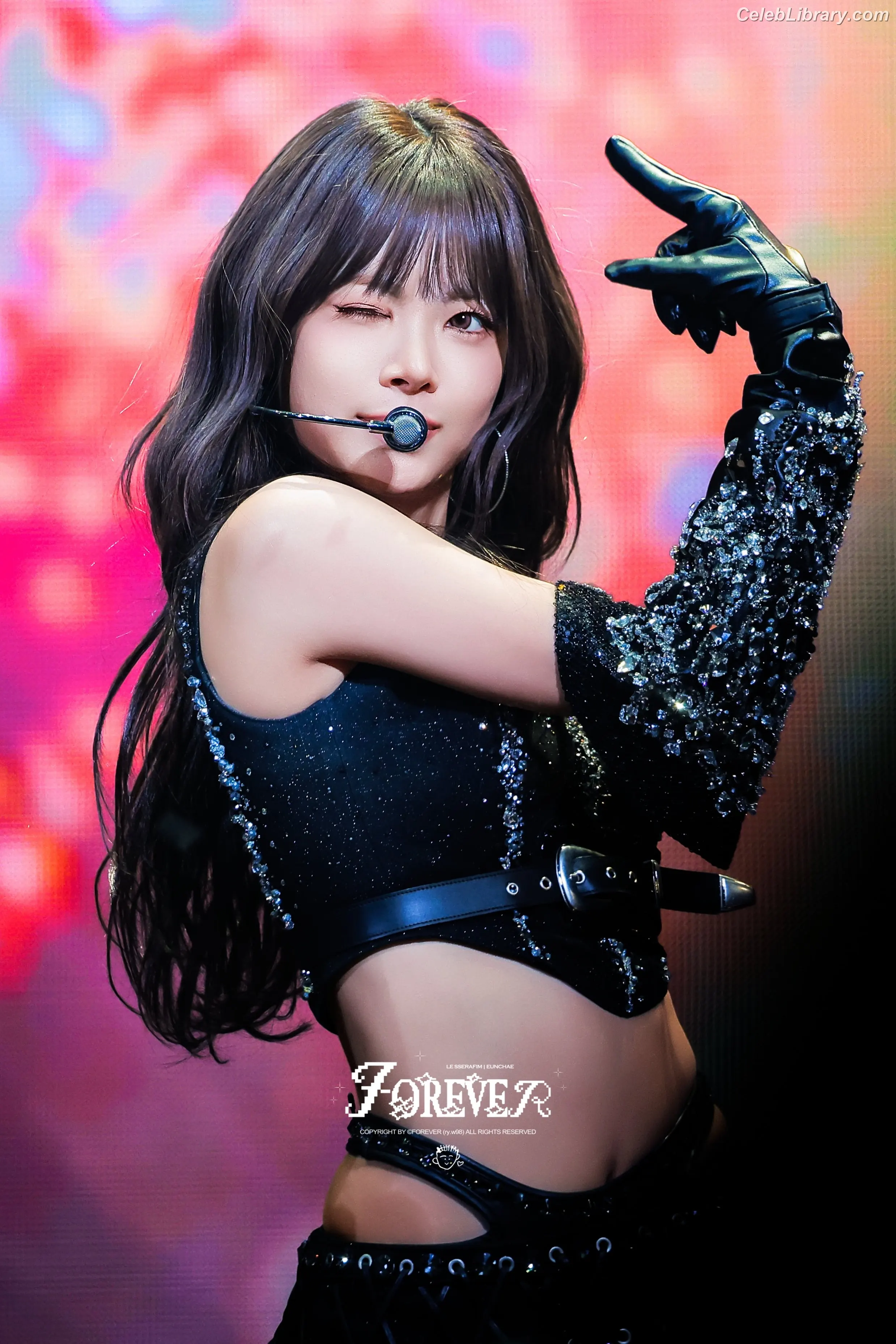 Hong Eunchae 홍은채  LESSERAFIM photo 5 of 991