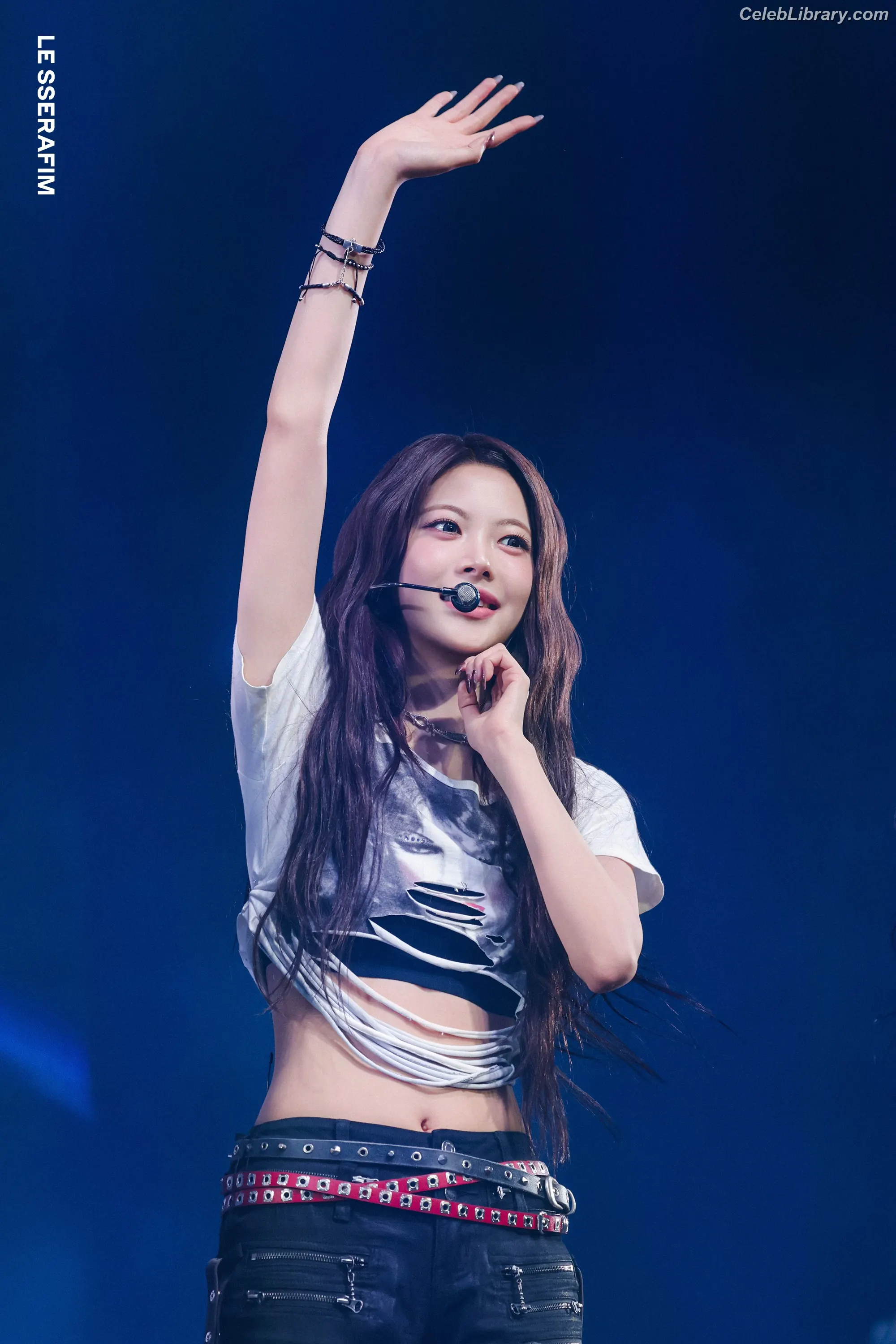 Hong Eunchae 홍은채  LESSERAFIM photo 16 of 991