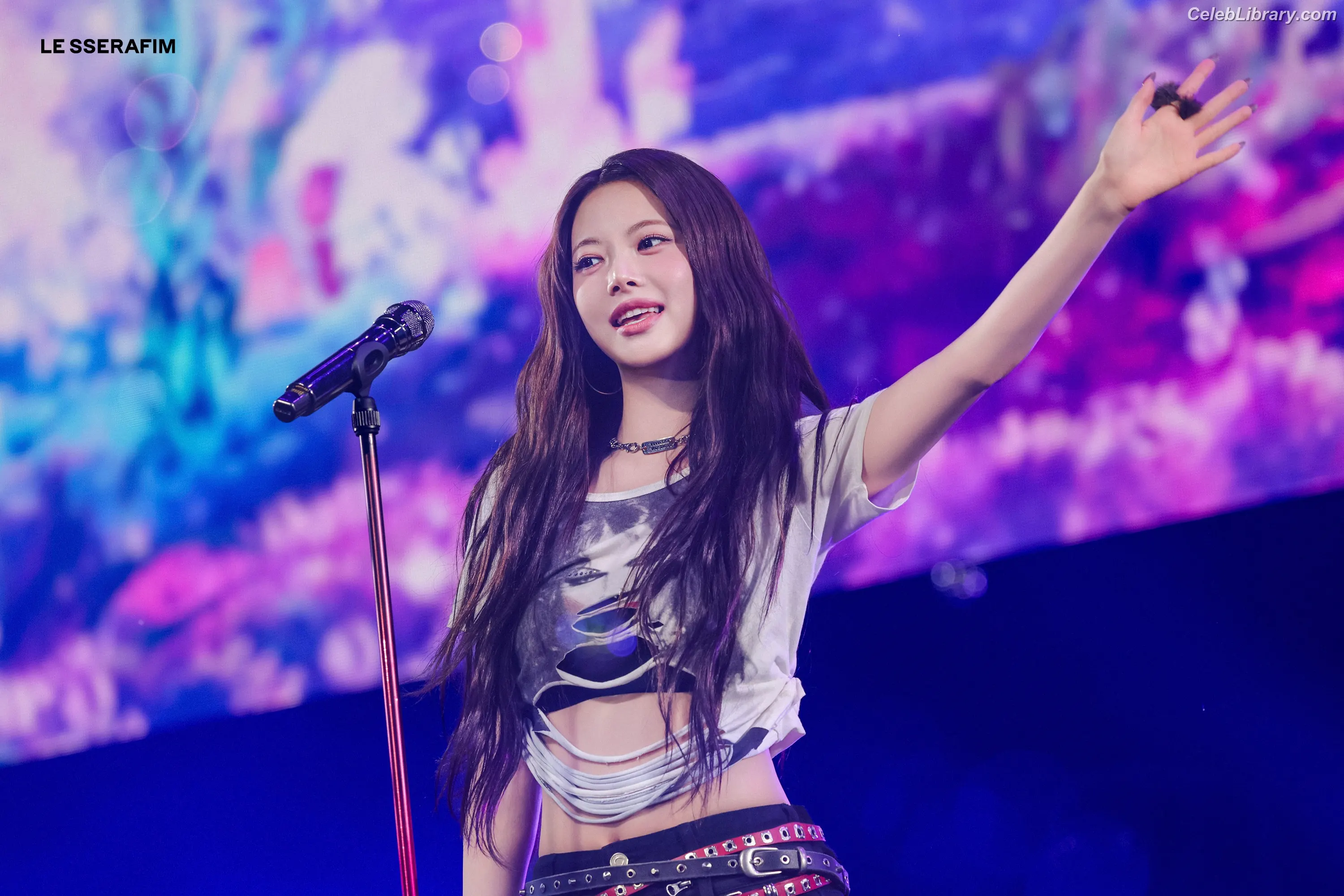 Hong Eunchae 홍은채  LESSERAFIM photo 18 of 991