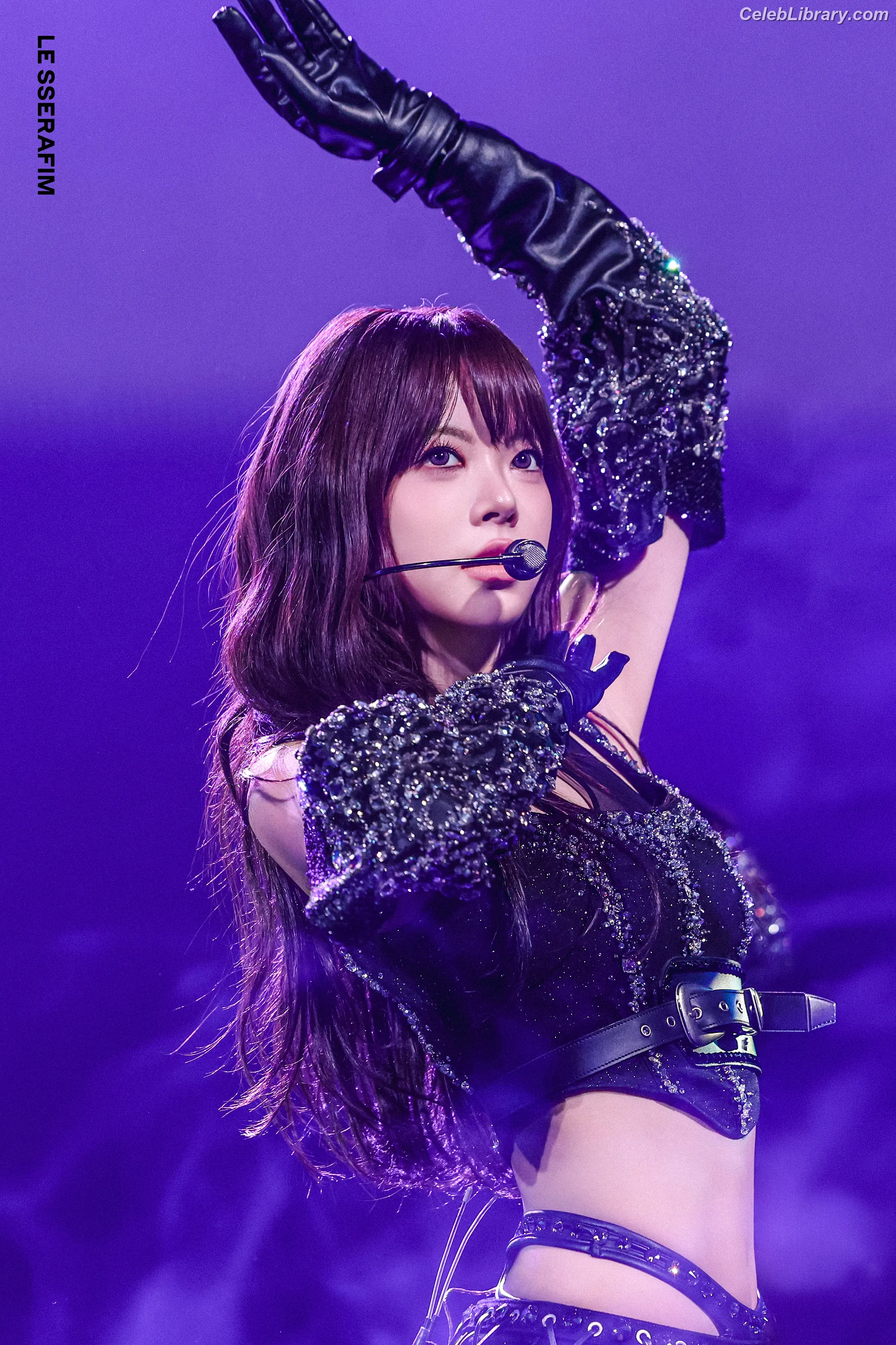 Hong Eunchae 홍은채 LESSERAFIM photo 2 of 991