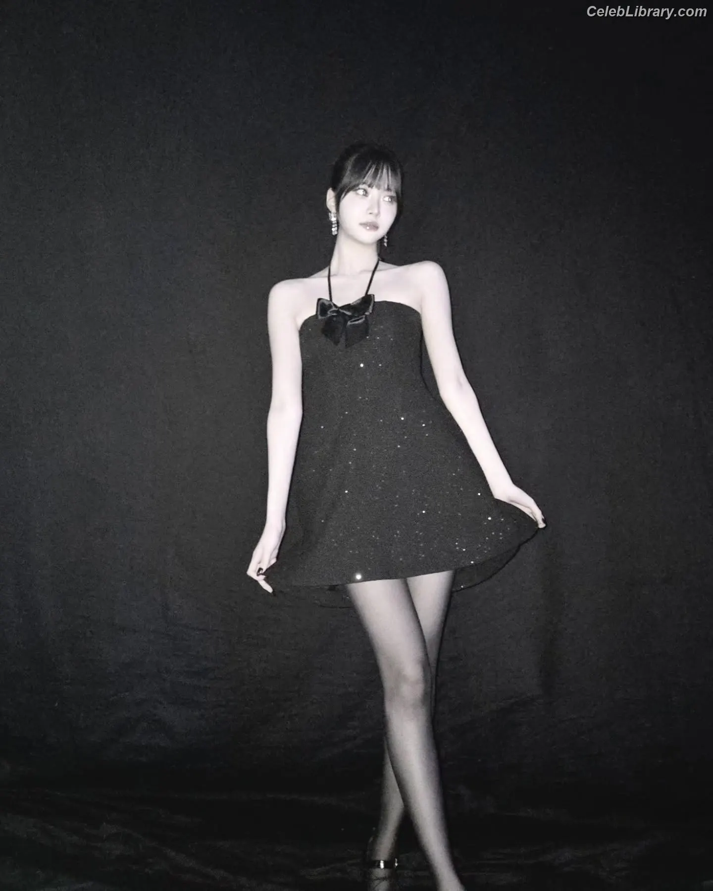 Hong Eunchae 홍은채 LESSERAFIM photo 14 of 991