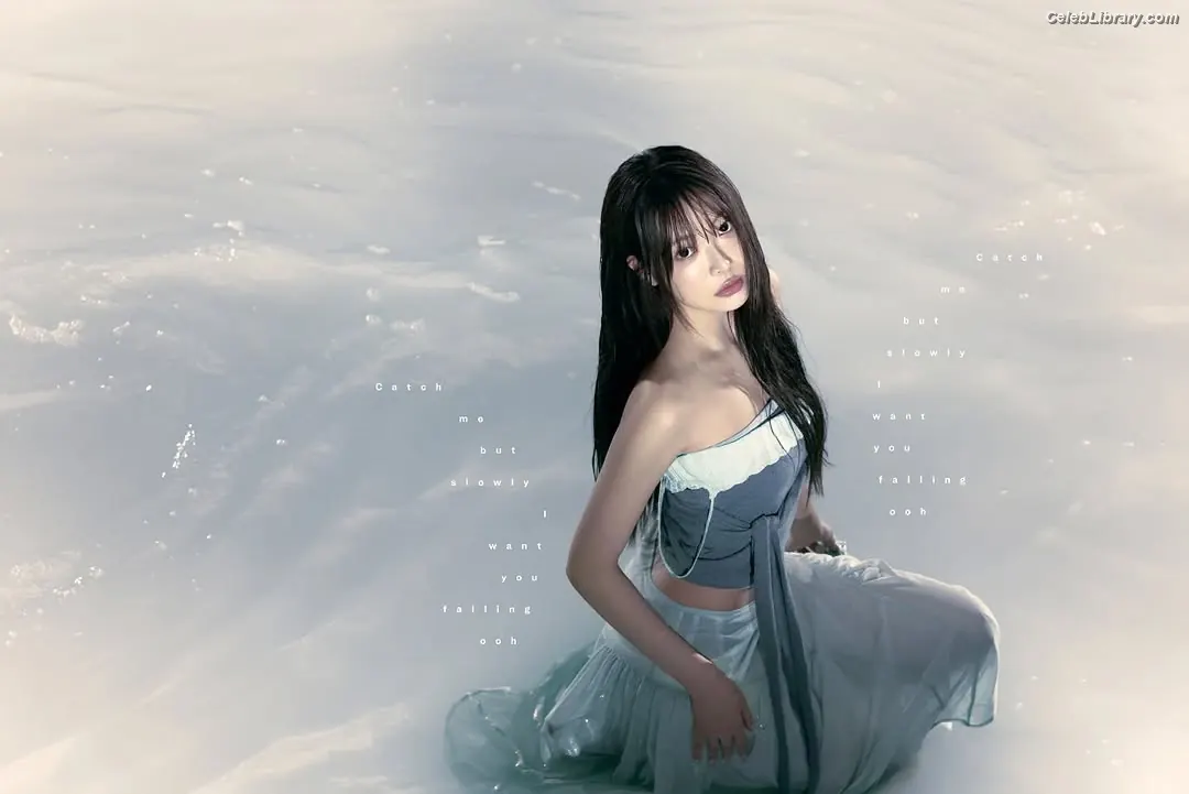 Hong Eunchae 홍은채  LESSERAFIM photo 13 of 991