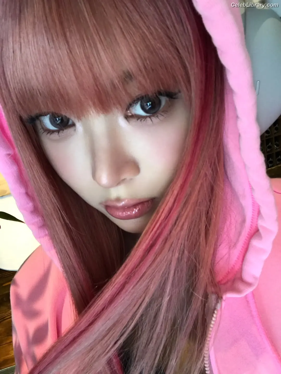 Hong Eunchae 홍은채  LESSERAFIM photo 12 of 991