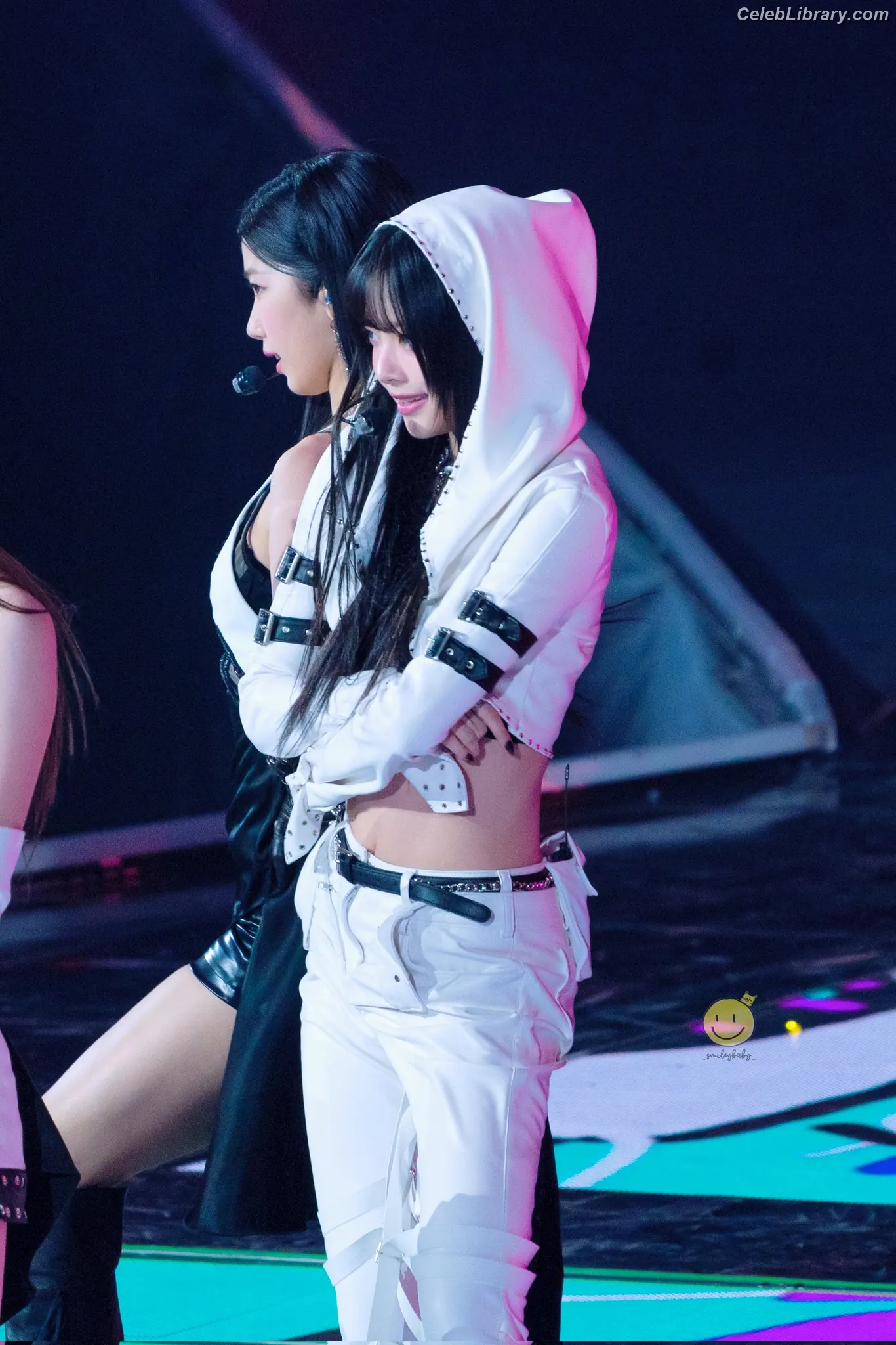 Hong Eunchae 홍은채 LESSERAFIM photo 13 of 991