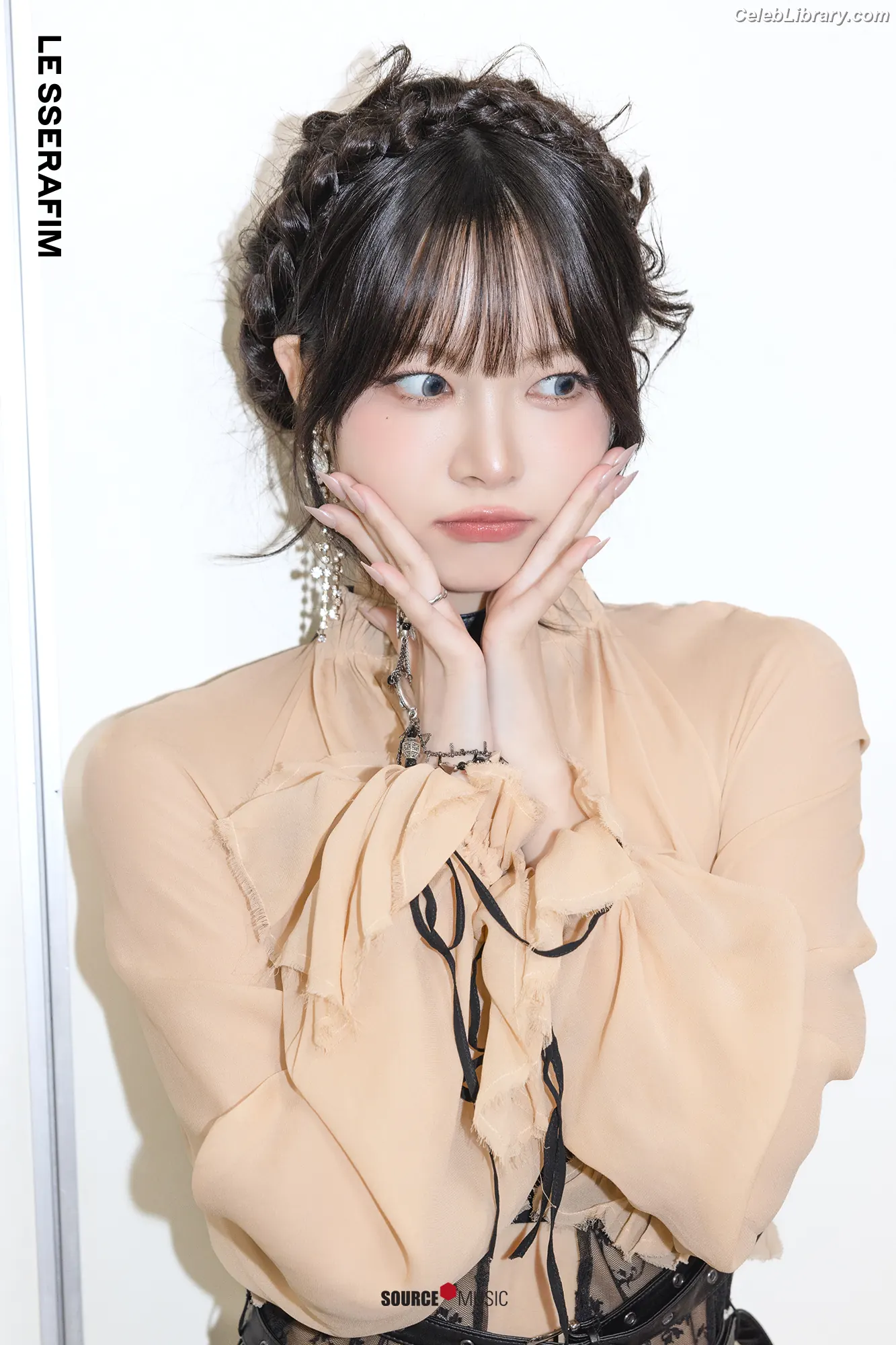 Hong Eunchae 홍은채  LESSERAFIM photo 3 of 991