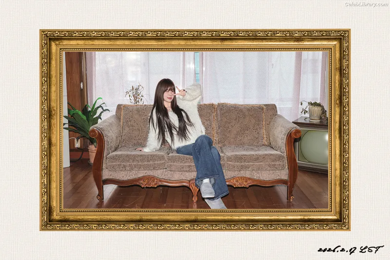 Hong Eunchae 홍은채 LESSERAFIM photo 5 of 992